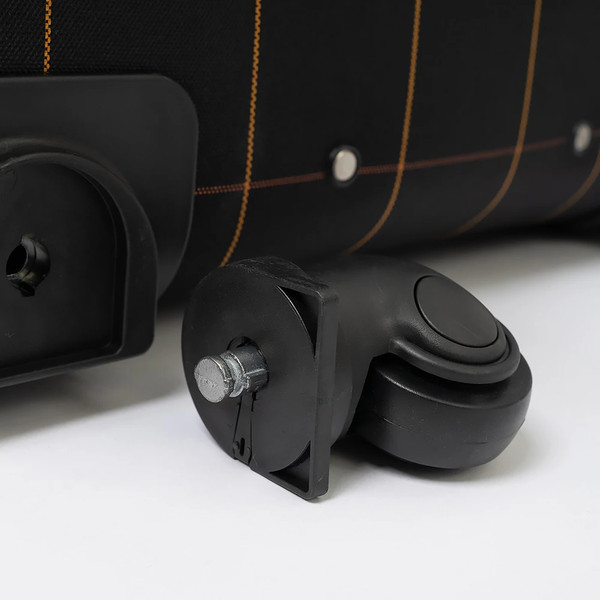 Чемодан на колесах Francesco Molinary 219-1094FM-5-20BLK