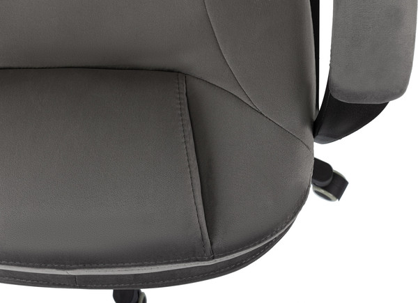 Кресло офисное Бюрократ CH-668