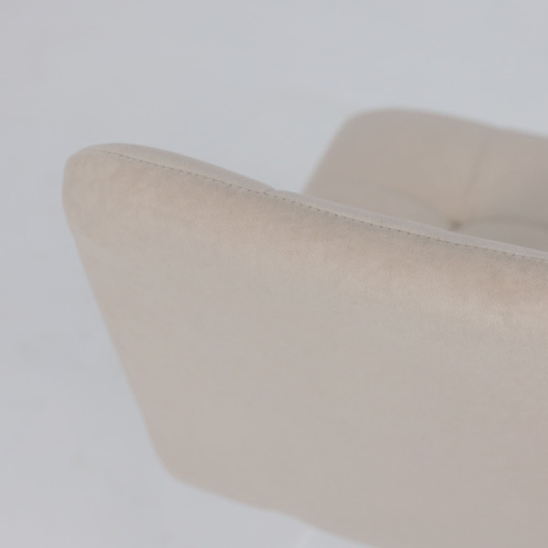 Стул Мамадома Rommy