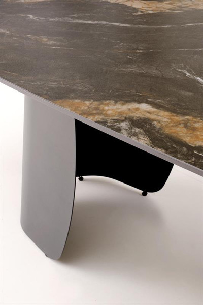 Обеденный стол Halmar Forum