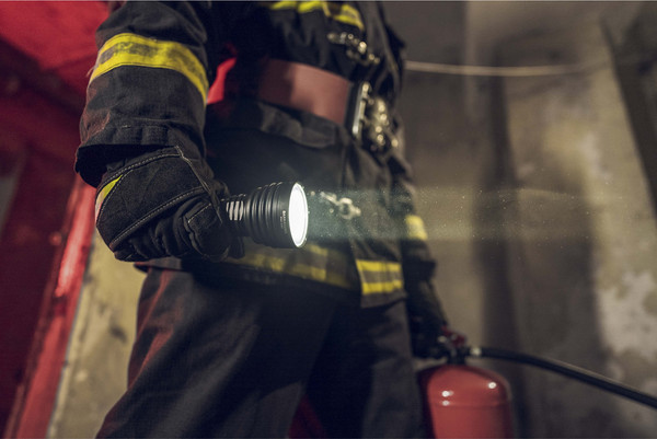 Фонарь Armytek Barracuda Pro Max Magnet USB / F10501C