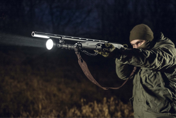 Фонарь Armytek Barracuda Pro Max Magnet USB / F10501C