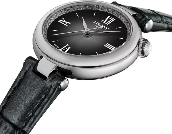 Часы наручные женские Tissot T152.010.16.038.00