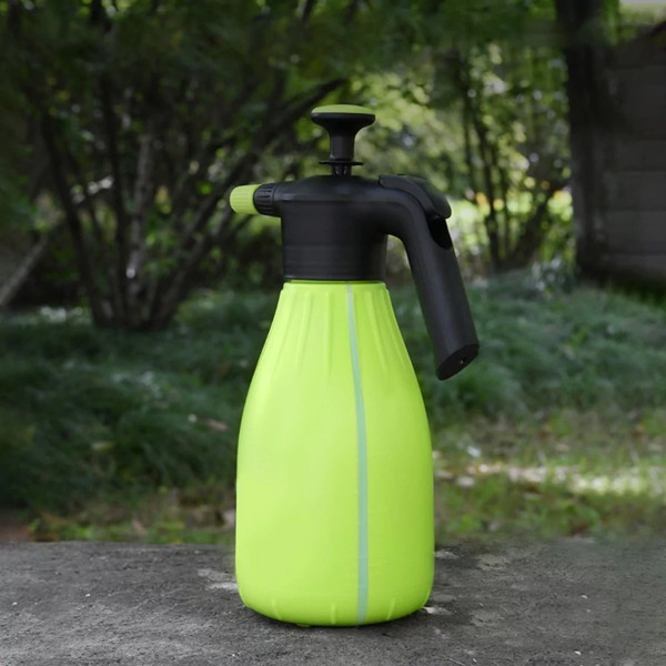 Опрыскиватель помповый Deli DL581021