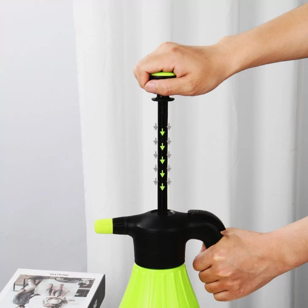 Опрыскиватель помповый Deli DL581021