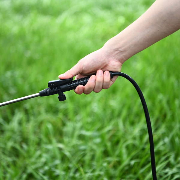 Опрыскиватель помповый Deli EDL581105A