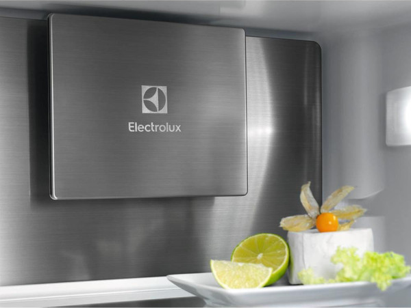 Встраиваемый холодильник Electrolux E6MNCE19S