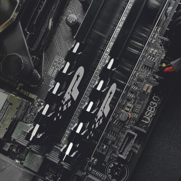 Оперативная память DDR4 Patriot PSP48G2666H1