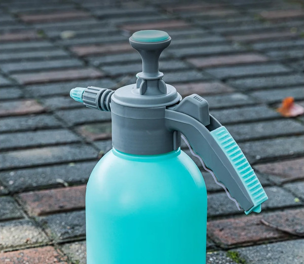 Опрыскиватель помповый Deli EDL581020