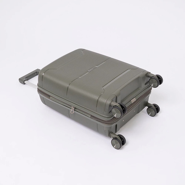 Чемодан на колесах Francesco Molinary 344-209/3-20KHK