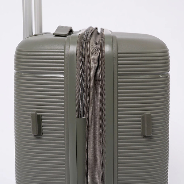 Чемодан на колесах Francesco Molinary 344-209/3-28KHK