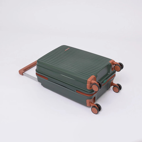 Чемодан на колесах Valigetti 344-8050/2-20GNB