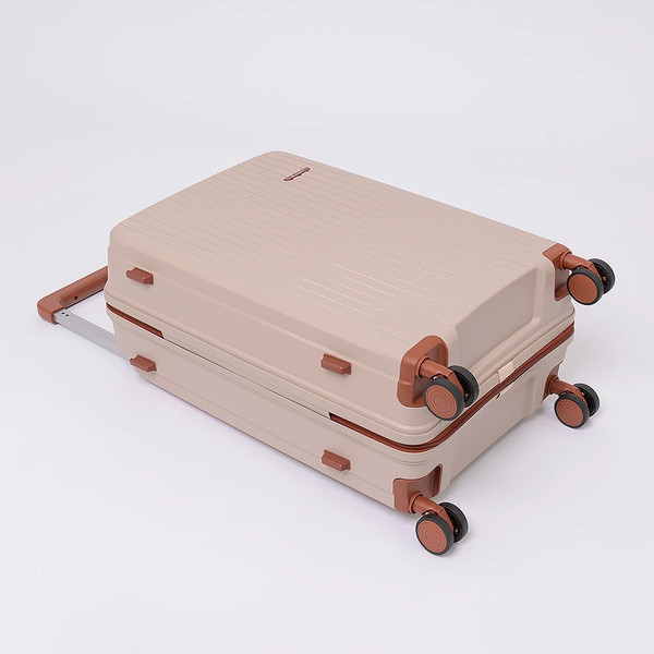 Чемодан на колесах Valigetti 344-8050/3-24CBW