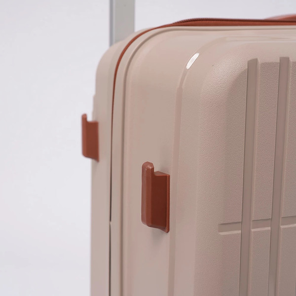 Чемодан на колесах Valigetti 344-8050/3-28CBW