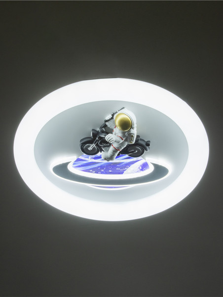 Потолочный светильник BayerLux Космонавт на мотоцикле / 10534295
