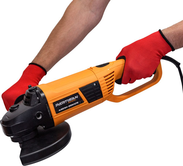 Угловая шлифовальная машина Partisan AG230-2550DS / AG230-2550DSPSN
