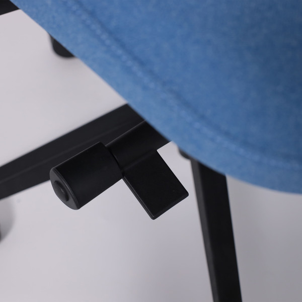 Кресло офисное AksHome Dynamic