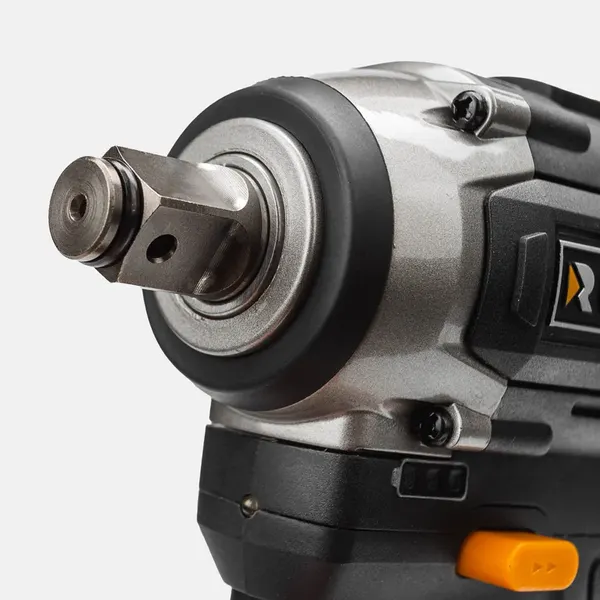 Аккумуляторный гайковерт RUNTEC Pro RT-IW180