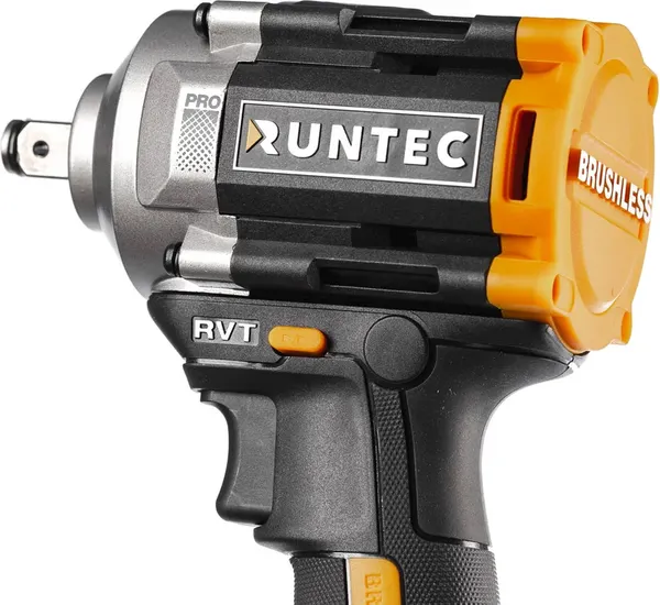 Аккумуляторный гайковерт RUNTEC Pro RT-IW650