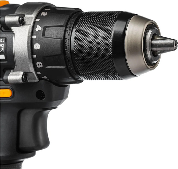 Аккумуляторная дрель-шуруповерт RUNTEC Pro RT-ID221