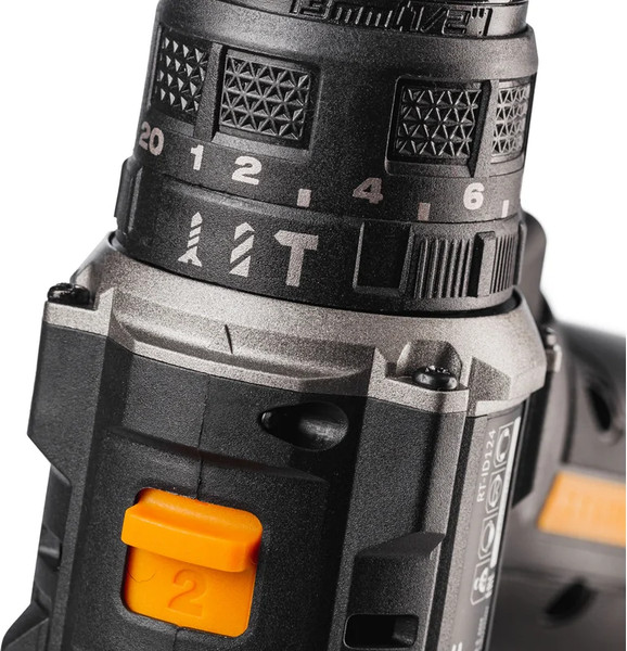 Аккумуляторная дрель-шуруповерт RUNTEC Pro RT-ID124