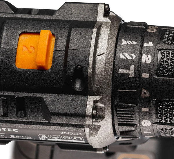 Аккумуляторная дрель-шуруповерт RUNTEC Pro RT-ID223