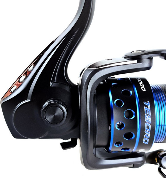 Катушка безынерционная F-Fishing Tesoro Feeder 5000 / FTS5000
