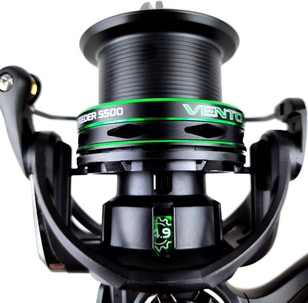 Катушка безынерционная F-Fishing Vento Feeder 5500 / FVN5500