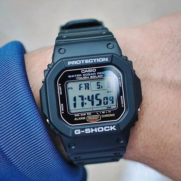 Часы наручные мужские Casio G-Shock G-5600UE-1DR