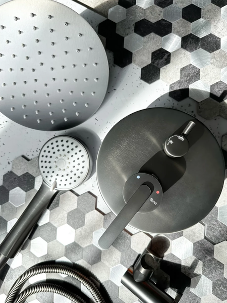 Душевая система со смесителем REA REA-P5504