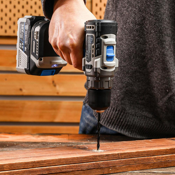 Аккумуляторная дрель-шуруповерт Deko Loner 20V ONE+ / 085-1004