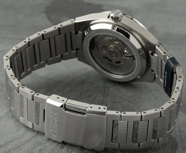 Часы наручные мужские Casio EFK-100D-3A