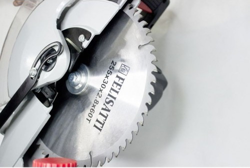 Торцовочная пила Felisatti FT5005