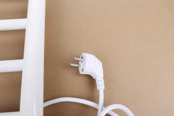 Полотенцесушитель электрический Wellerein LD0107