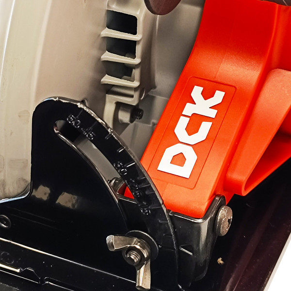 Дисковая пила DCK KMY02-235