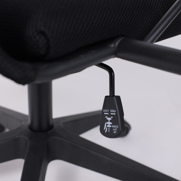 Кресло офисное AksHome Ирис PL 