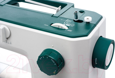 Швейная машина Necchi 7424