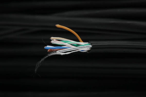 Кабель SkyNet CSP-UTP-4-CU-OUTR